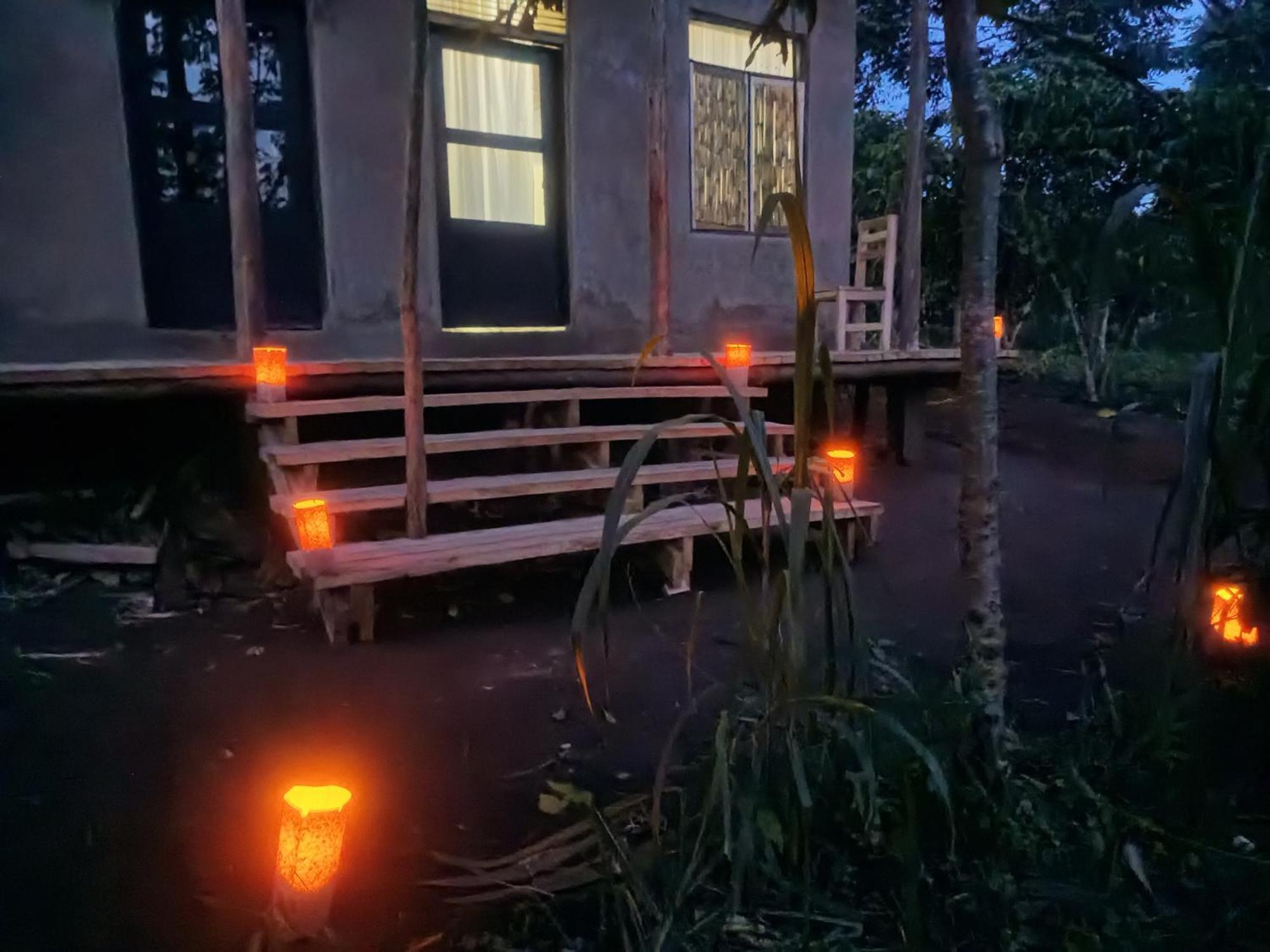 Kibale River Camp Villa Lake Nyabikere Kültér fotó