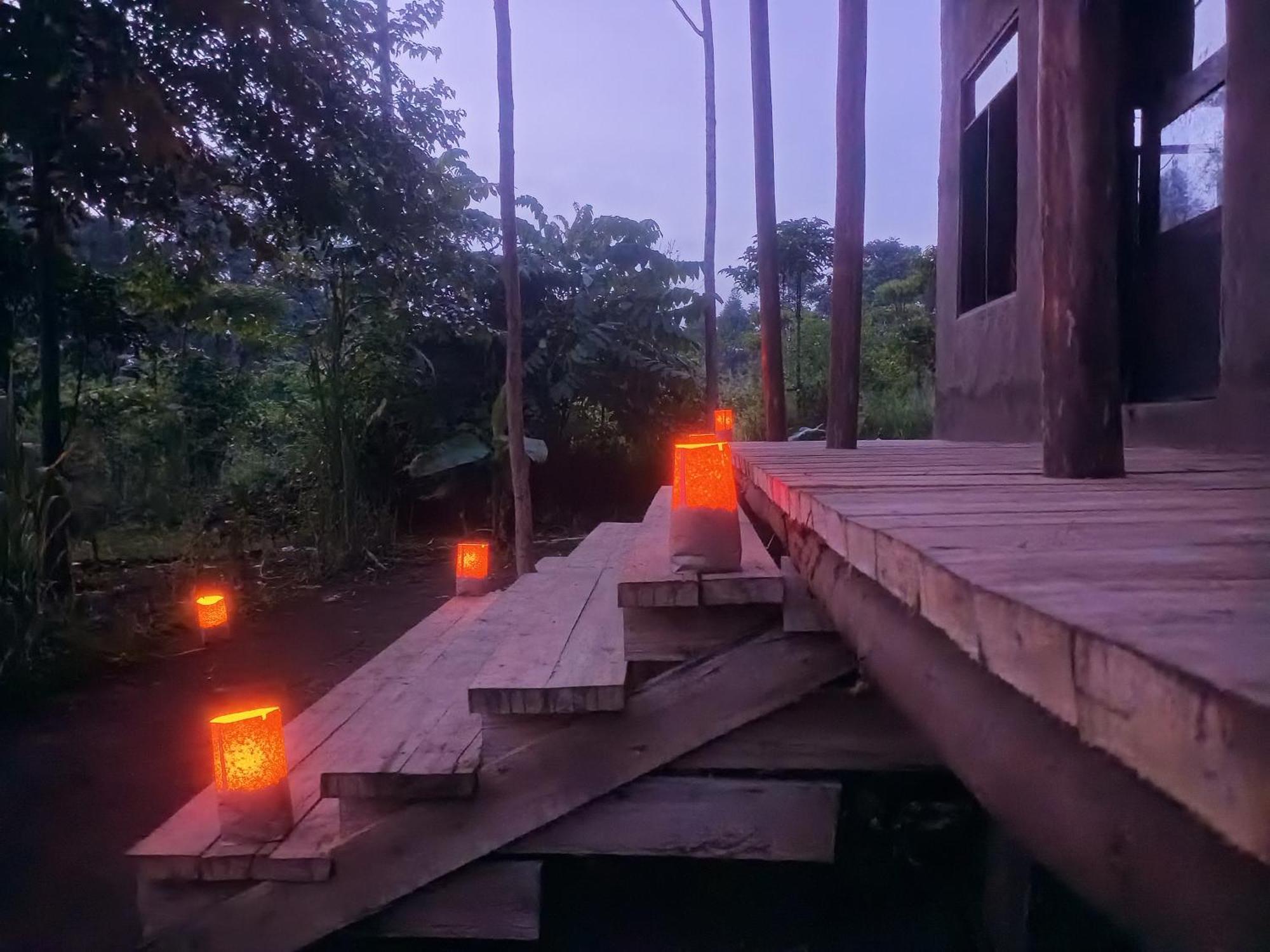 Kibale River Camp Villa Lake Nyabikere Kültér fotó